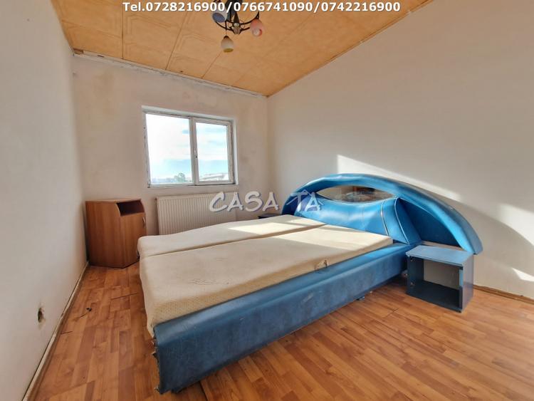 Apartament 3 camere ,situat in Rovinari, Str. 22 Decembrie 1989