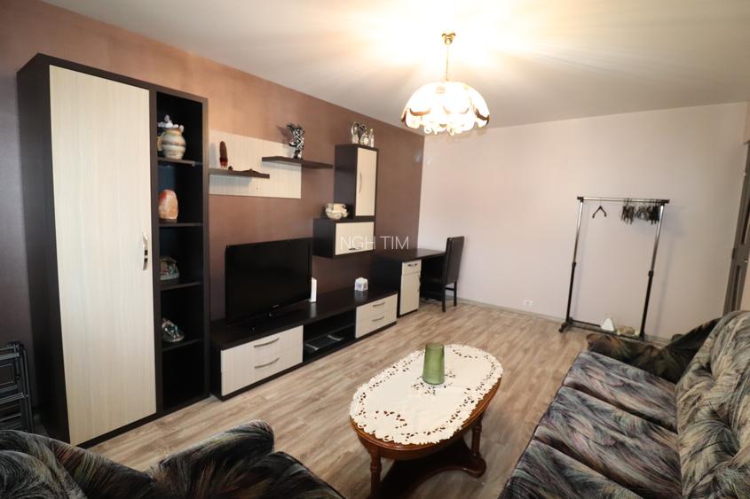 Apartament mobilat si utilat in zona Complex. - 2