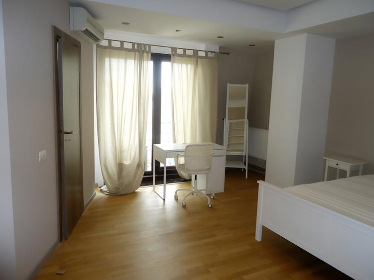 Penthouse spațios cu 3 dormitoare lângă Parcul Herăstrău