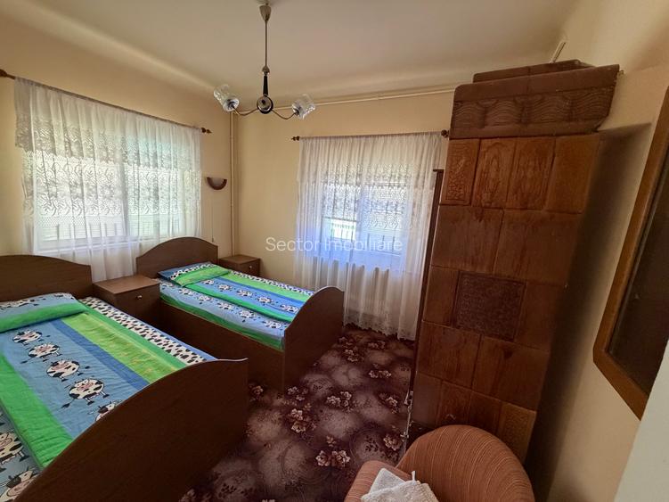 Vilă istorică de vânzare Castel Aura Buzescu Bușteni str. Victoriei nr. 11