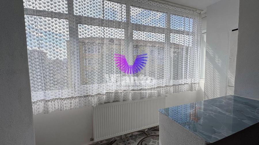 Apartament 3 camere mobilat prima inchiriere Hipodrom I-Luptei
