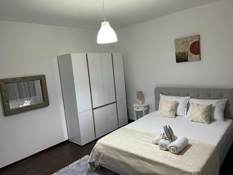 Agenție imobiliară vindem apartament cu două camere în Mamaia Nord
