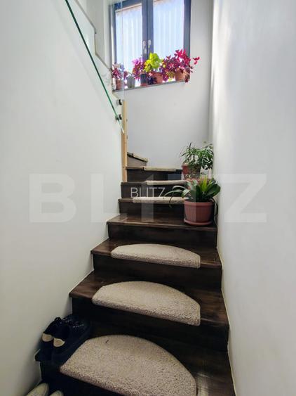 Casă de vânzare cu priveliste superba – proprietate ideală pentru două familii