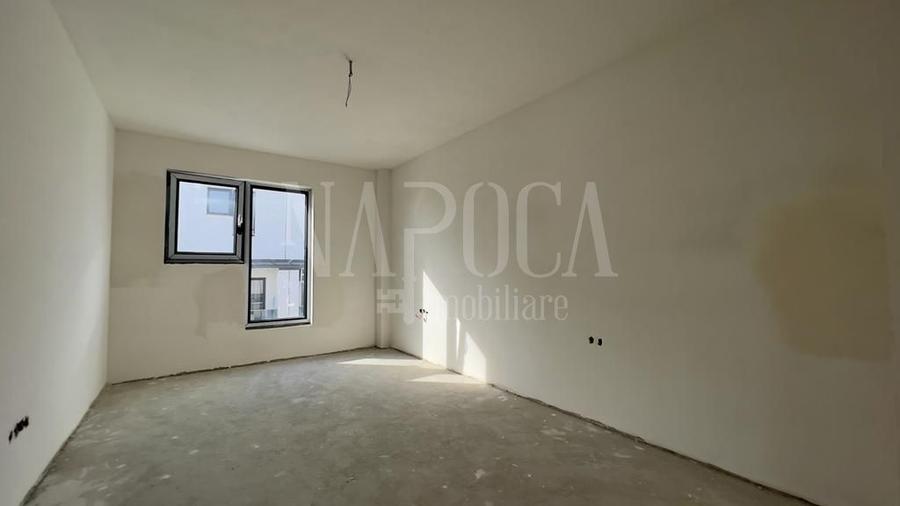 Apartament 4 camere de vanzare in Floresti