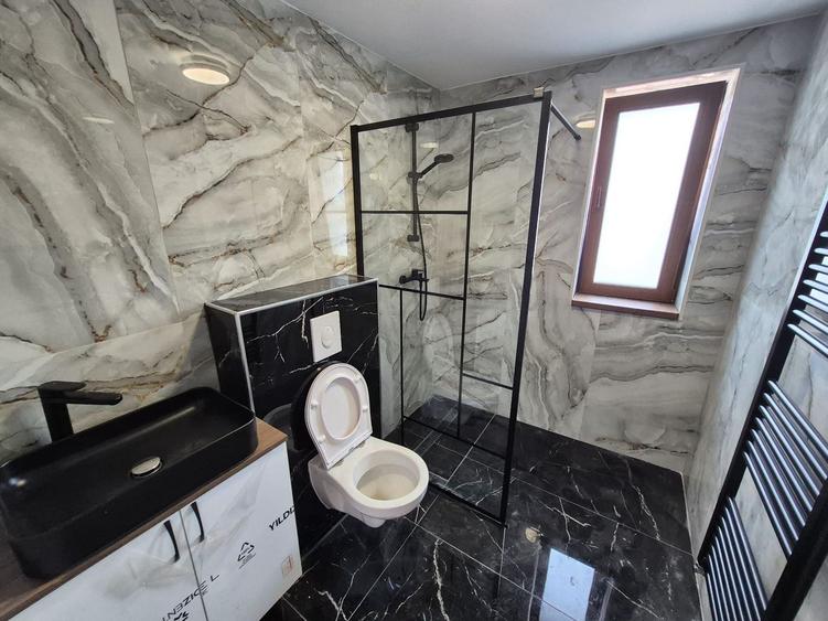 Vila/casa noua: P+M, Banesti-Prahova - 150 mp utili + teren 875 mp!