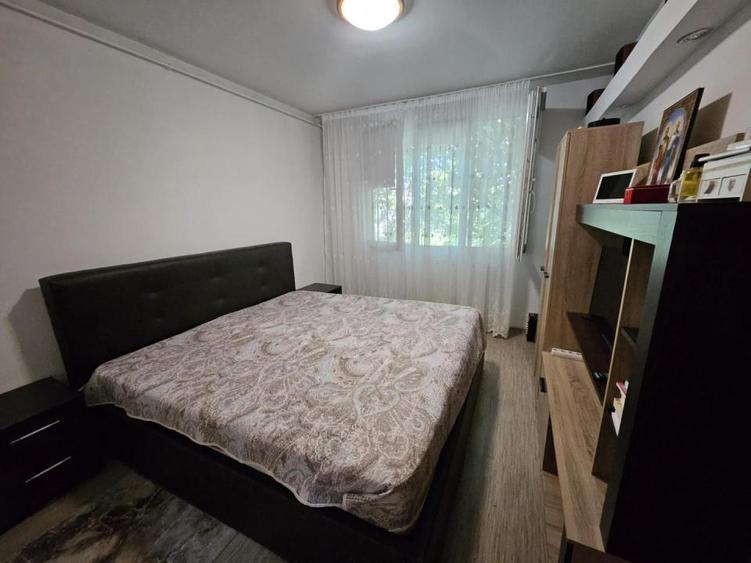 Apartament 2 camere decomandat de vânzare – Șoseaua Giurgi