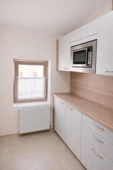 Apartament cu 2 camere de inchiriat