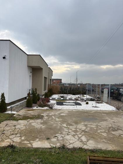 🏡 Duplex modern între Moșnița Nouă și Urseni – confort, intimitate și teren gen