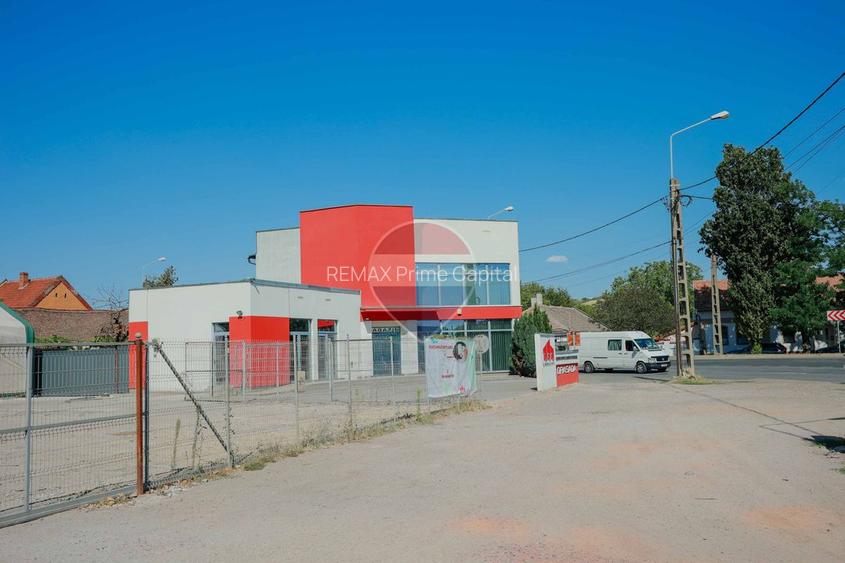 De închiriat – Spațiu comercial cu depozit, 456 mp, zona Episcopia - 21