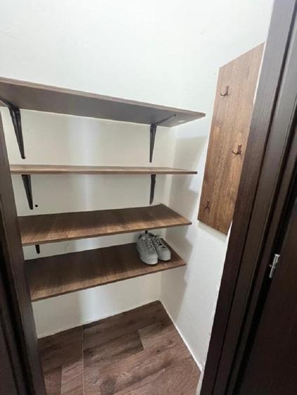 Apartament cu 3 camere - zona Podu Ros - Cantemir