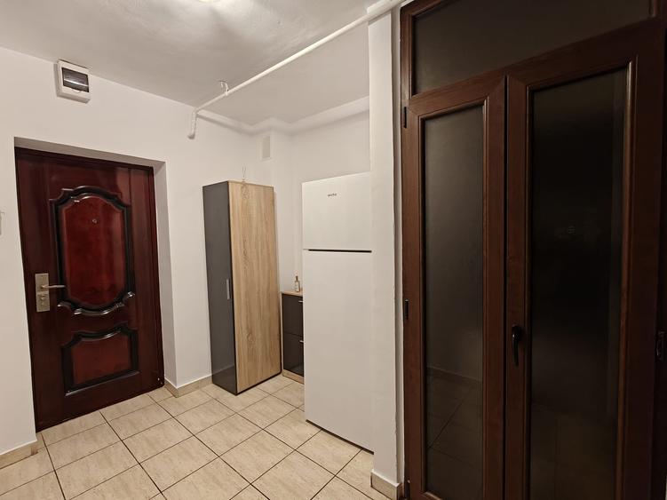 Nerva Traian, garsoniera, 6 min metrou Timpuri Noi, moderna, bloc reabilitat
