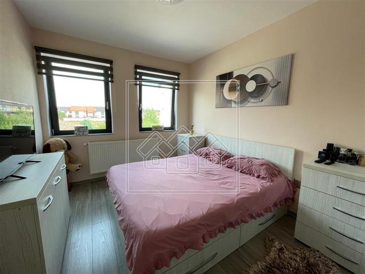 Apartament 3 camere, Etaj 1, Mobilt - Selimbar