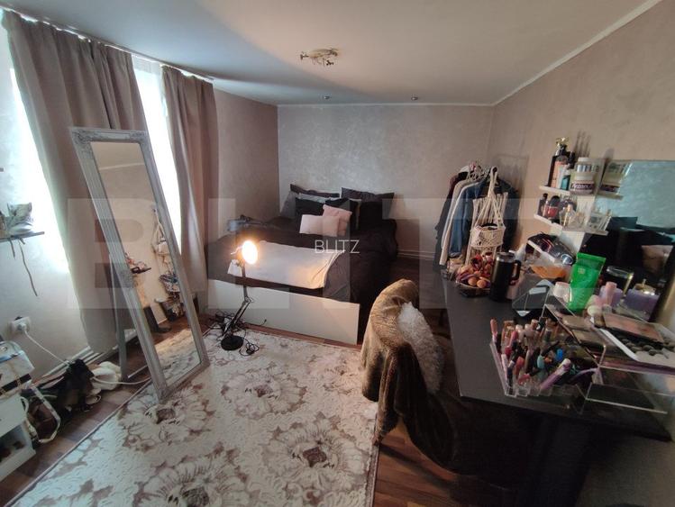 Ocazie! Doua case individuale în aceeasi curte în Radauti