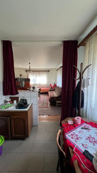 Casă de Vânzare în Dumitra  170 mp  20 Ari de Teren