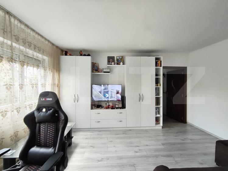Apartament 2 camere, de vanzare, Velenta, parter, balcon inchis