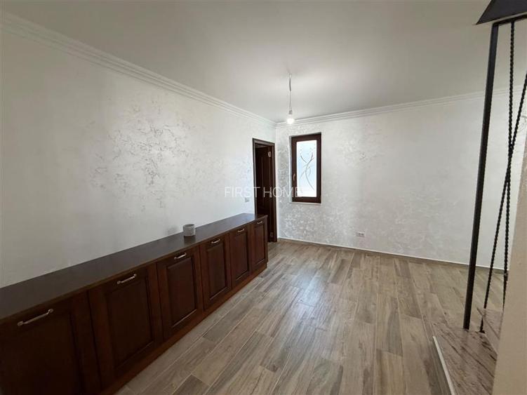 Vila deosebita Parter + Mansarda de vanzare in Odobesti - 34