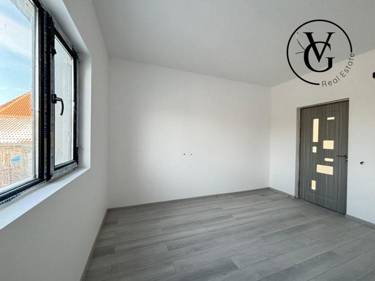 Casa la sol, 4 camere - 269 mp - Navodari