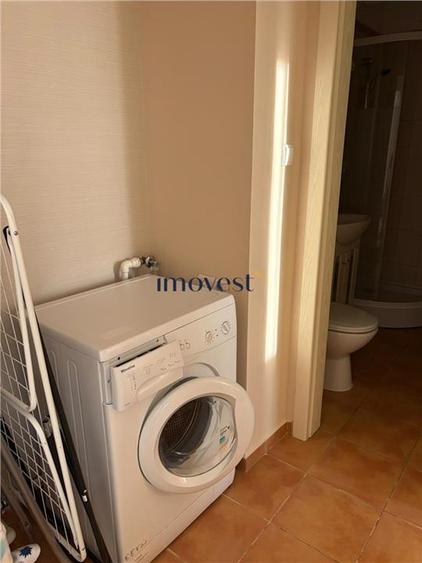 De inchiriat: Apartament cu 2 camere in zona Centrala
