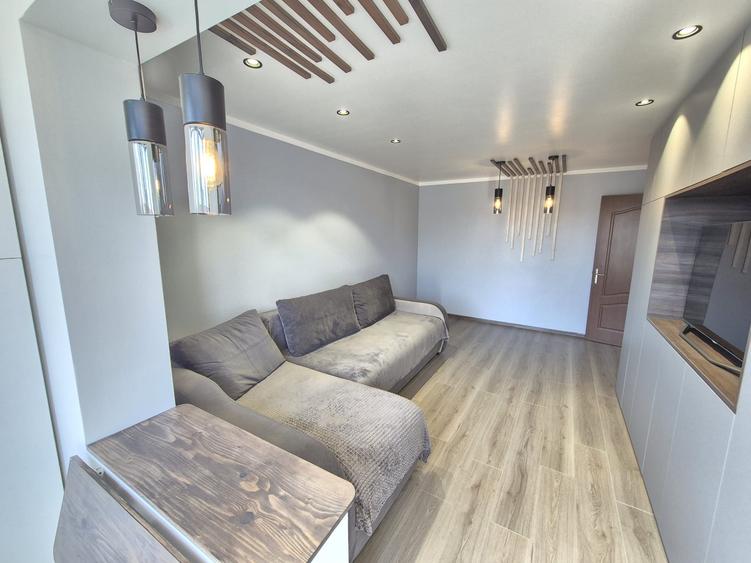 Inchiriere Apartament 2 Camere decomandat zona Centrul Civic CEC