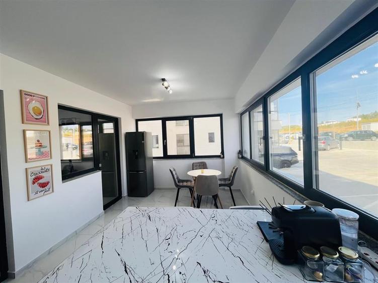 Eleganta si confort | 2 camere in bloc nou, parcare – zona Panoramic