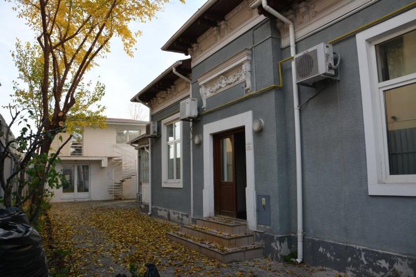 Închiriere Casă în Timpuri Noi - rezidential/comercial