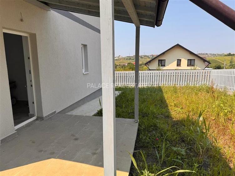 Vila individuala de vanzare in Valea Lupului, zona linistita, fundac privat, 4 c - 9