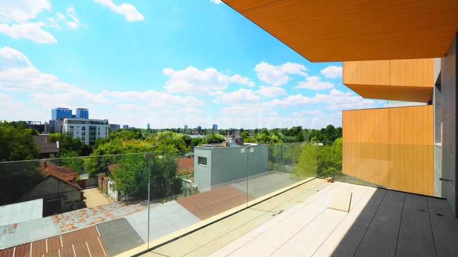 Vedere Lac Floreasca | 4 camere | 3 bai | orientarea sud | 181mpc