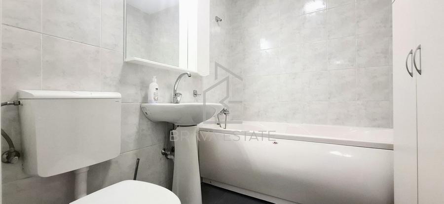 Apartament 2 camere, 57mp, nemobilat, garaj subteran, zona Platinia