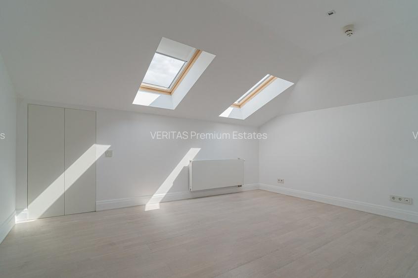 Viila for sale in Oxford Gardens, private pool & park, close by American School - 22