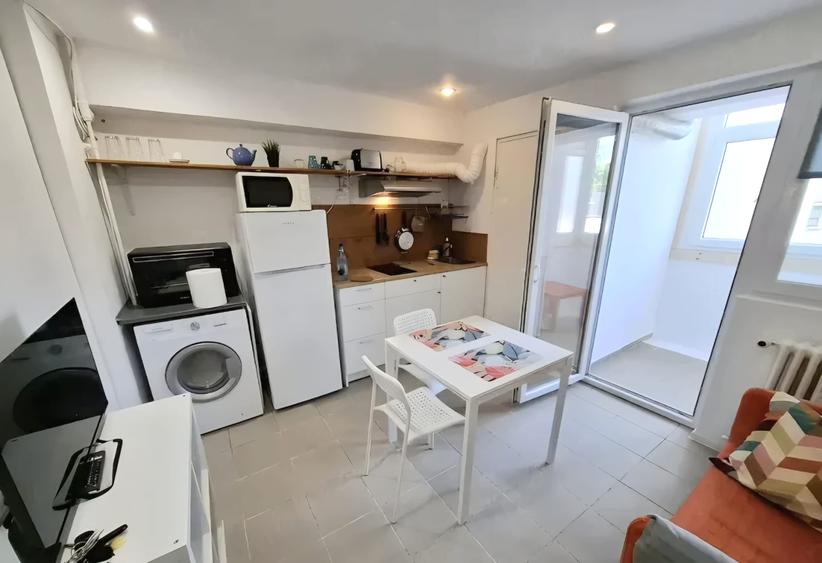 Calea Mosilor/Obor/Stefan Cel Mare/3 Minute Metrou/Garsoniera Moderna la Cheie/