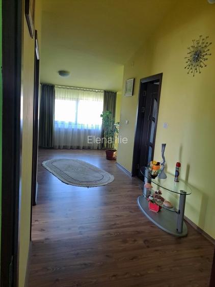 Casa de vanzare cu priveliste superba  in apropierea Pod Cernavoda - 14