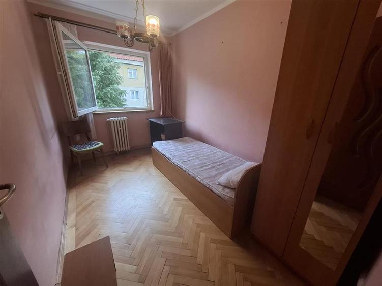 Apartament 4 camere decomandat 2 balcoane pivnita zona Rahovei