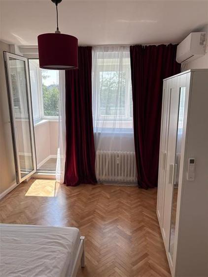 Vanzare apartament 3 camere renovate Parcul Circului