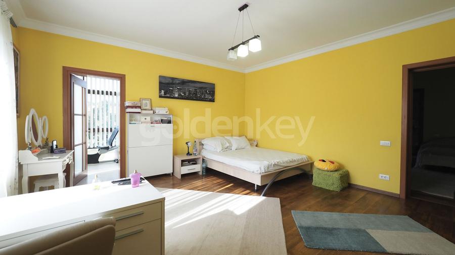 Vila luminoasa cu 8 camere | 593mp teren | langa Scoala Americana