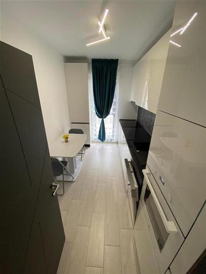 Inchiriem Apartament 2 Camere, Mobilat, Decomandat, Cristian