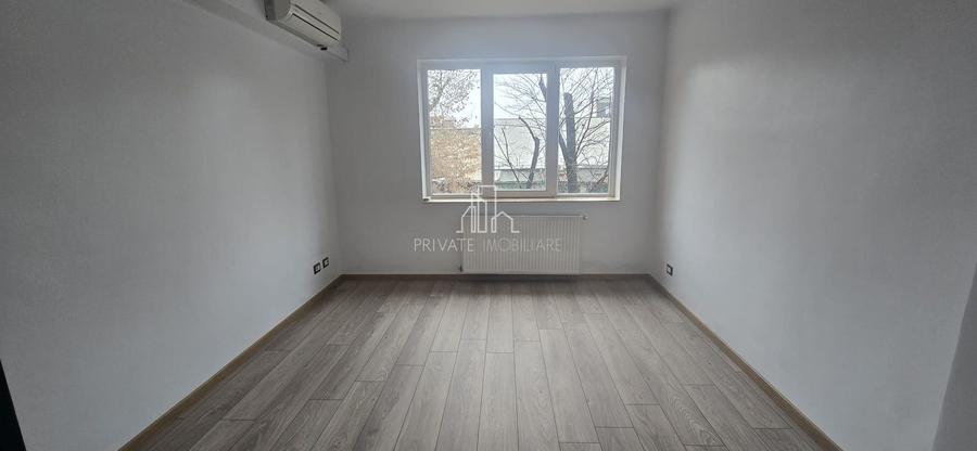 Spatiu de Birouri 3 Camere De inchiriat, Str Tusnad, Utracentral