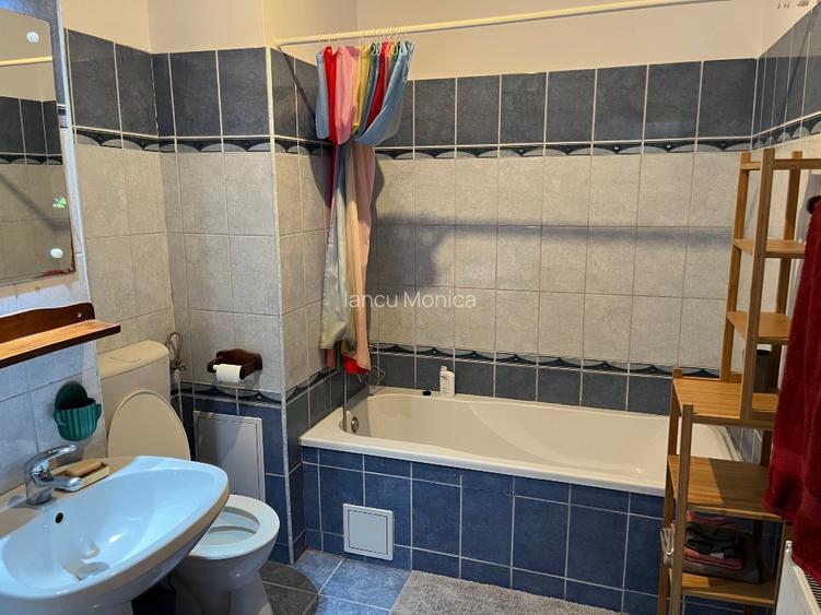Închiriez apartament cu 3 camere, zona centrală - 3