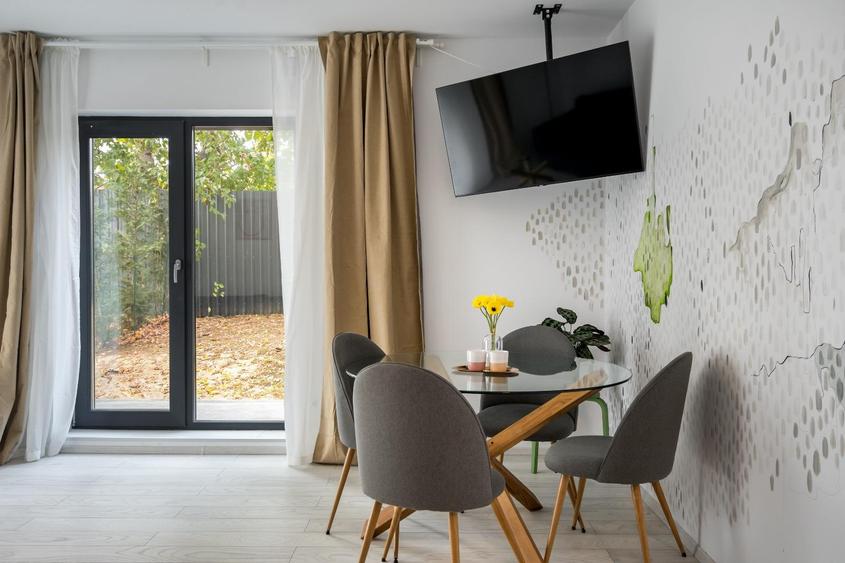 Pipera Bulevardul Pipera 3 camere cu curte  super preț