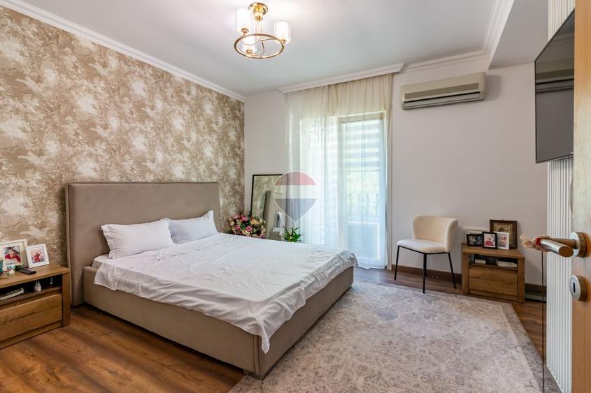 Apartament în Cosmopolis Renovat Modern