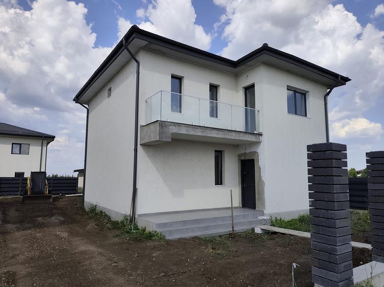 FARA COMISIOANE casa cu 4 camere P+1+pod gata finisata la cheie merita vazuta