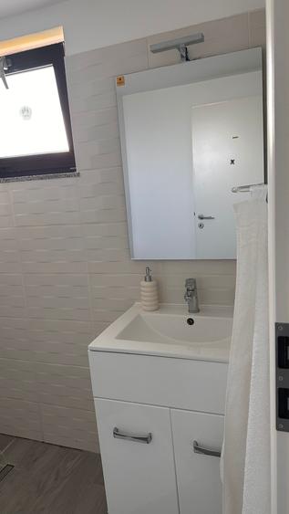 Loft spatios, etaj 12, cu acces exclusiv la toata terasa blocului, gazon natural