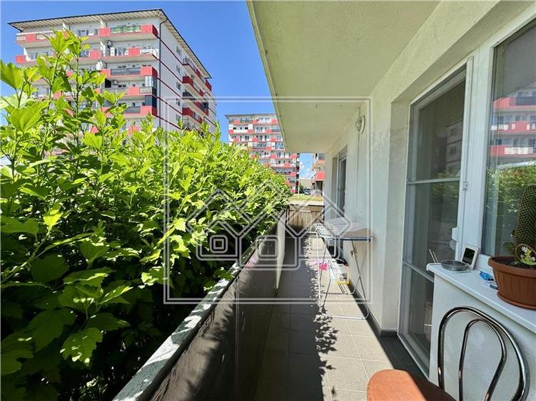 Apartament cu 3 camere, mobilat si utilat, zona linistita