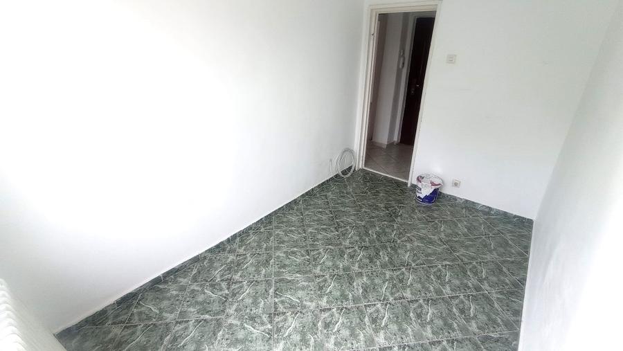 Apartament trei camere zona Mausoleu