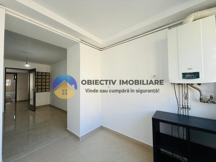Apartament 4 camere/2 bai/3 balcoane Calea Romanului.