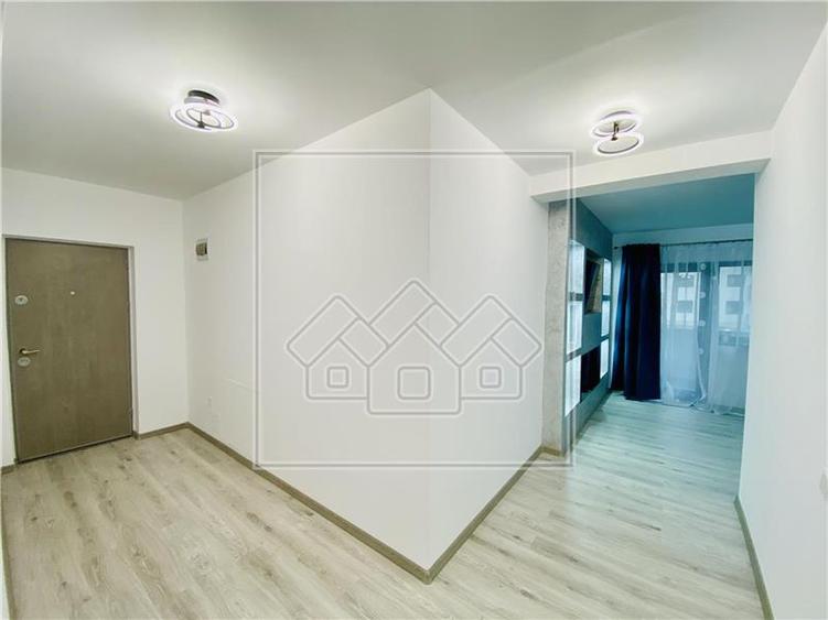 Ap. 2 camere si gradina, mobilat si utilat modern, zona D. Stanca