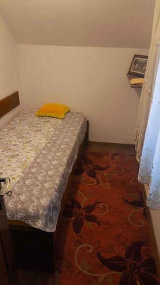 PENSIUNE SAU CASA DE LOCUIT LA CENAD