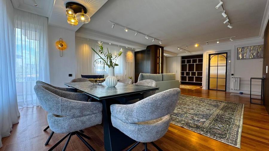 Inchirire apartament 3 camere complet refacut si mobilat zona Primaverii