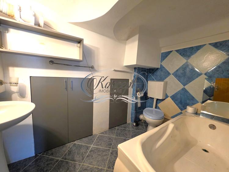 Apartament pe 2 niveluri cu 3 dormitoare