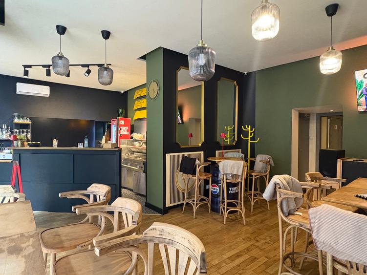 Unirii, cedare afacere bistro, 84mp, 1500Euro/luna