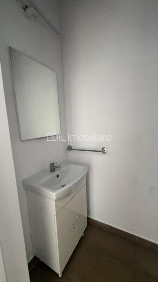 Spațiu de închiriat, 4 încăperi, 100 mp, ultracentral Piața Unirii - 14